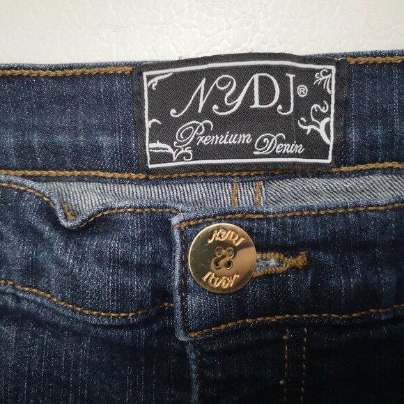 NYDJ Premium Denim Ladies Size 12 Medium Wash Jean Capri Pants - Picture 3 of 13